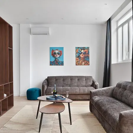 Thebluestay 264 - Spacious In 15 - Ac *