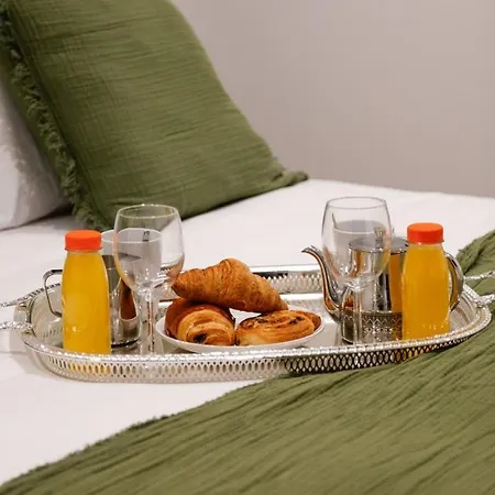 Апартаменты Thebluestay 264 - Spacious In 15 - Ac *