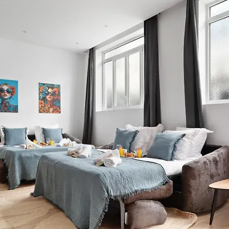 Thebluestay 264 - Spacious In 15 - Ac *